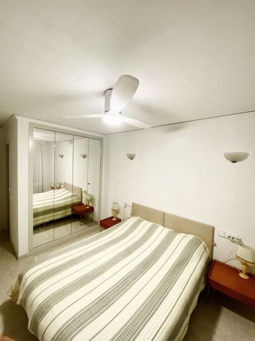 Apartment Pueblo Mascarat, 50 M Al Mar, 3 Piscios